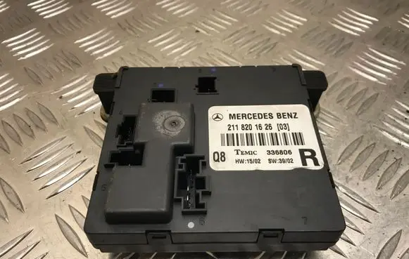 Mercedes-Benz E W211 Door control unit/module 2118201626 211820162603