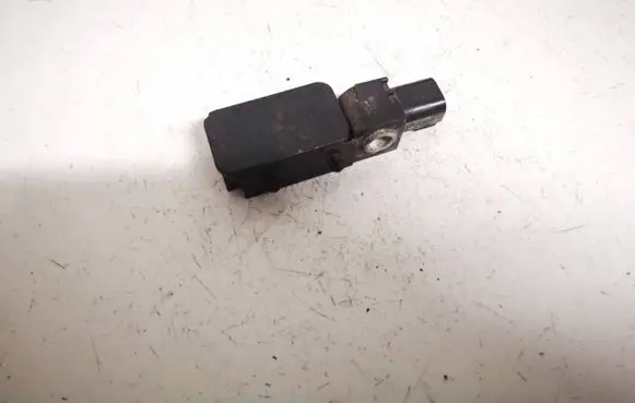 Mazda 6 Airbag deployment crash/impact sensor gj6a57kc0 gj6a-57-kc0