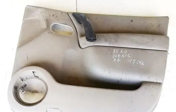 Renault Scenic II - Grand scenic II Front door card panel trim 8200389335