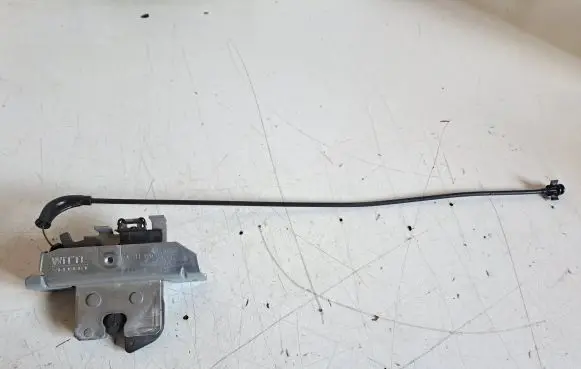 Mercedes-Benz E W211 Seat back rest lock catch A2119200272