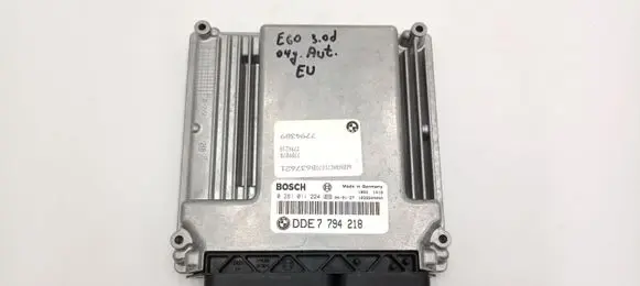 BMW 5 E60 E61 Engine control unit/module 13617794218 7794218 0281011224