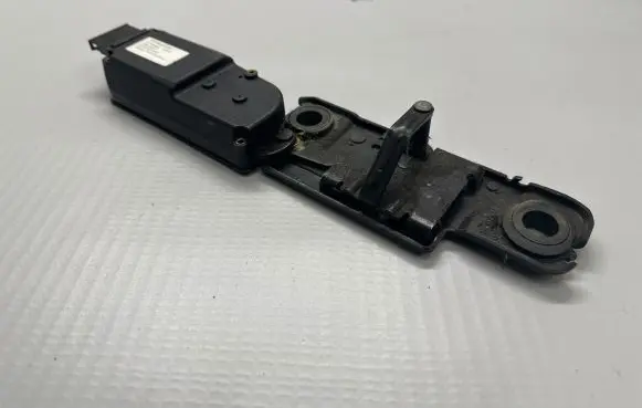 Audi A6 C7 Tailgate/trunk/boot lift motor 4F9827383H 0085224 220415