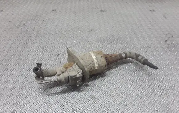 BMW 7 E65 E66 Webasto auxiliary heater fuel pump 8379877