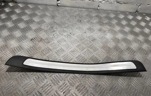 Audi A4 S4 B8 8K Front sill trim cover 8K0853373
