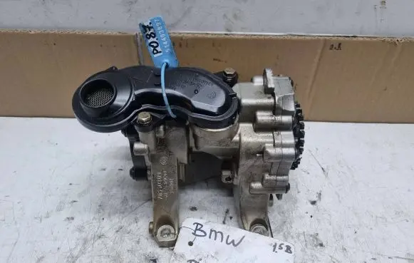 BMW X1 F48 F49 Oil pump 7624135