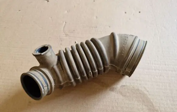 Turbo air intake inlet pipe/hose