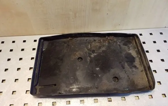 Toyota Avensis T270 Battery tray 7443105100