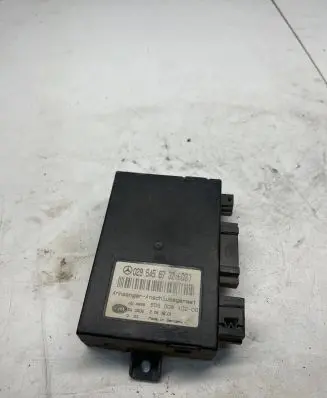Mercedes-Benz C W203 Tow bar trailer control unit/module A0295456732 5DS00810200