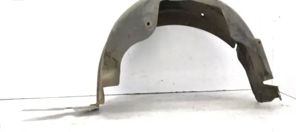 Rear arch fender liner splash guards