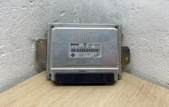 Nissan Almera Tino Engine control unit/module 237104U100 28SA4560 0281010265