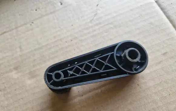 Volkswagen Jetta II Front door window winding handle 191837579