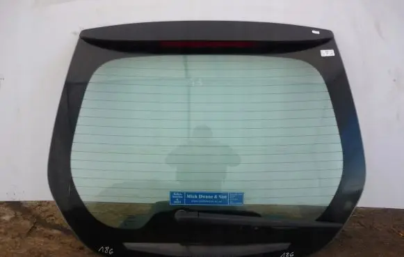 Volvo S40, V40 Tailgate/trunk/boot lid