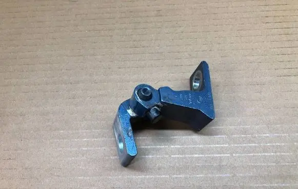 Seat Ibiza V (KJ) Front door lower hinge