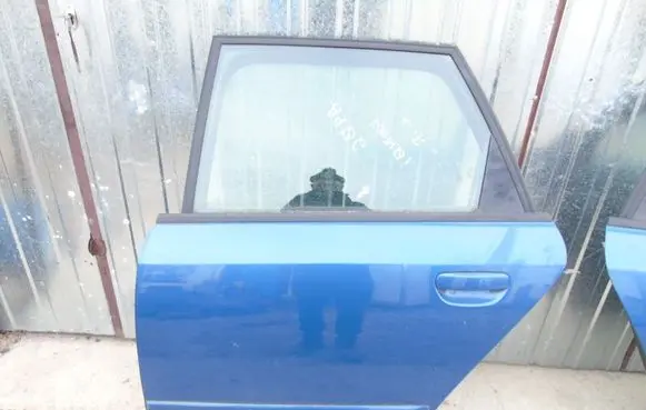 Audi A4 S4 B6 8E 8H Rear door