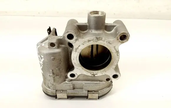 Nissan Qashqai Throttle valve 161203209R A2821410200