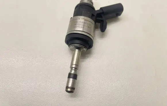 Skoda Kodiaq Fuel injector 06Q906036A 06Q906A01 220821271807
