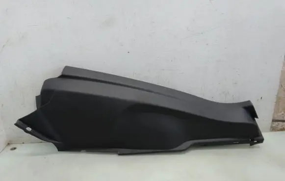 Volkswagen Golf Plus Rear seat side top trim 5M0867766H