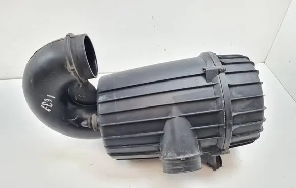 Air filter box