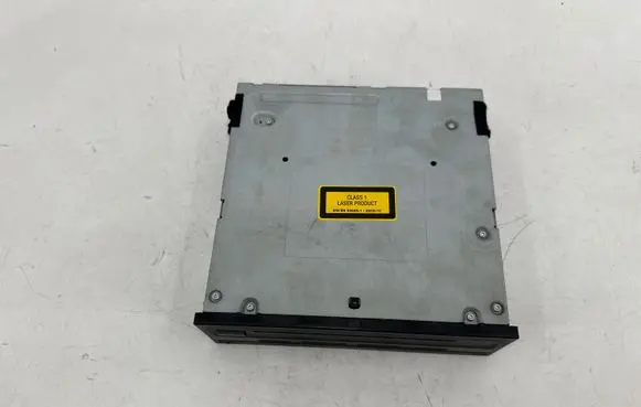 Volkswagen Touareg II Radio/CD/DVD/GPS head unit 7P6035670
