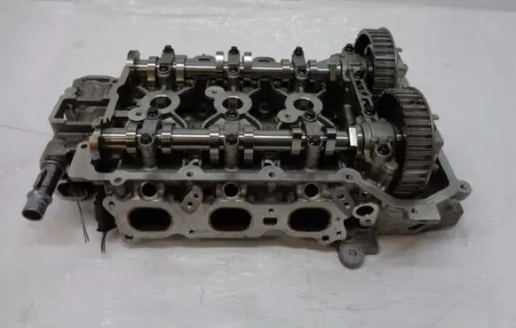 Citroen C3 Engine head 9810886380