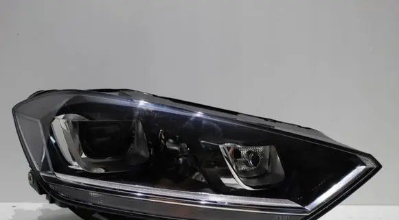 Volkswagen Golf Sportsvan Headlight/headlamp