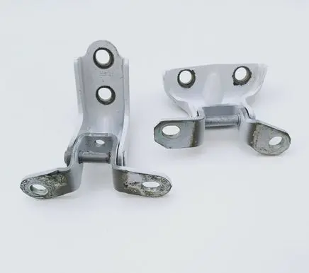Hyundai i30 Rear door lower hinge 