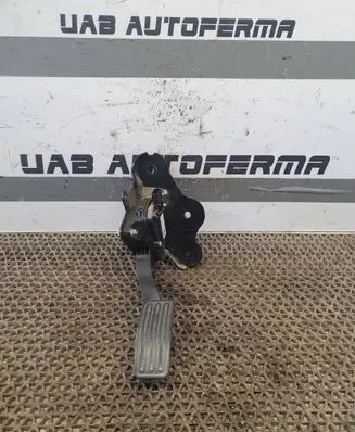 Nissan Murano Z51 Accelerator throttle pedal 180021AA0B