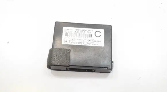 Toyota RAV 4 (XA30) Immobilizer control unit/module 8978042140