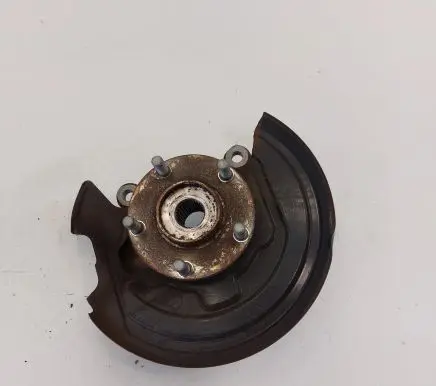 Nissan Leaf II (ZE1) Front wheel hub