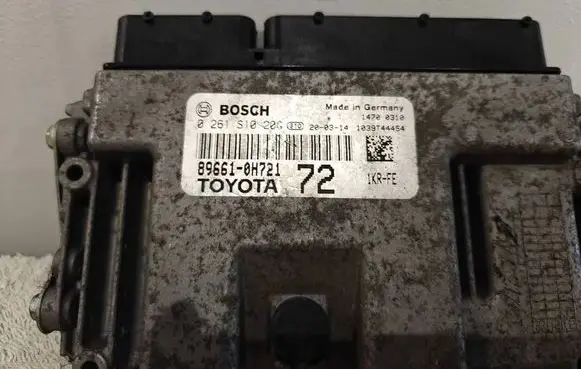 Toyota Aygo AB40 Engine control unit/module 0261S1020G 896610H721 1039T44454
