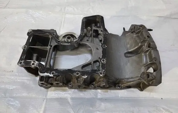 Opel Grandland X Oil sump 9827467380
