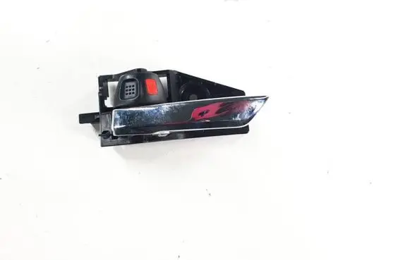 Suzuki Swift III Front door interior handle