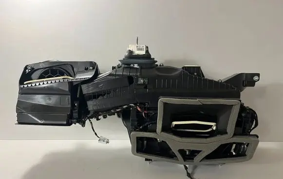 BMW X5 G05 Interior heater climate box assembly 7944537 7944539