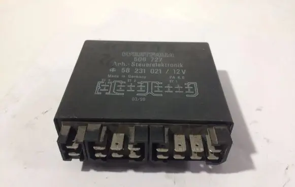 BMW 7 E32 Tow bar trailer control unit/module 58231021 506727