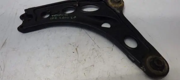 Opel Vivaro Front control arm 8200395007