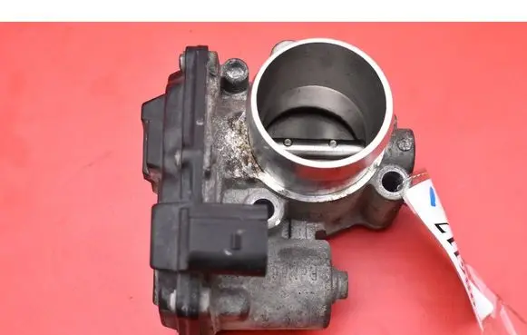 Ford Focus Throttle body valve CM5G-9F991-FA