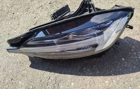 Volvo V60 LED Daytime headlight 82007349 22025905