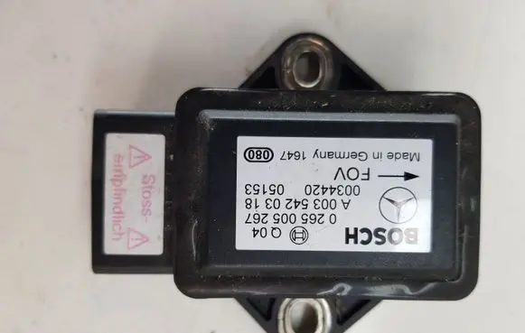 Mercedes-Benz B W245 ESP acceleration yaw rate sensor A0035420318 1275100405