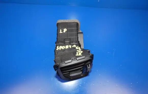 KIA Sportage Dashboard side air vent grill/cover trim 