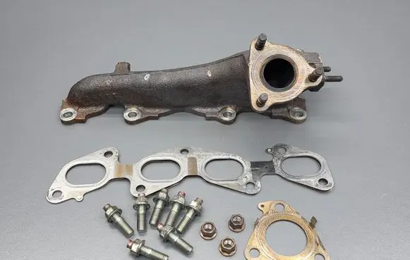 Honda Accord Exhaust manifold F5N3