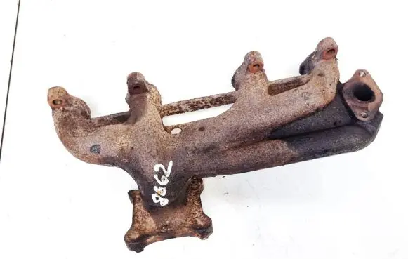 Volkswagen Polo Exhaust manifold