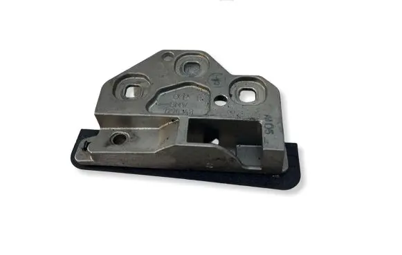 BMW 4 F32 F33 Convertible roof lock/latch 7290348