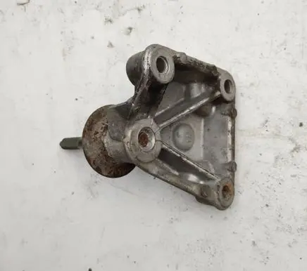 Citroen C8 Engine mounting bracket 1485381080