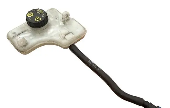 Brake fluid reservoir