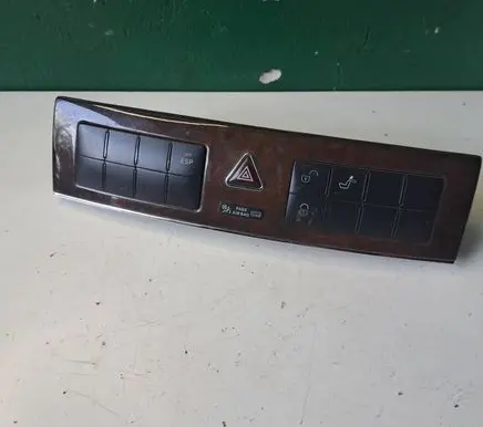 Mercedes-Benz C W203 Other switches/knobs/shifts 2038700110 33630102 40960027001