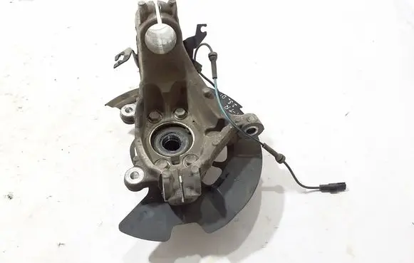 Nissan X-Trail T33 Front wheel hub 400144PM0A