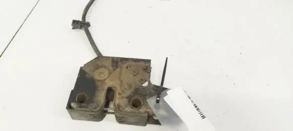 Volkswagen Touran I Tailgate/trunk/boot lock/catch/latch