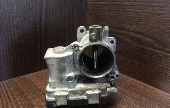 Alfa Romeo Mito Throttle valve 55213019