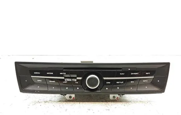 MG 6 Radio/CD/DVD/GPS head unit 30017482 300220064