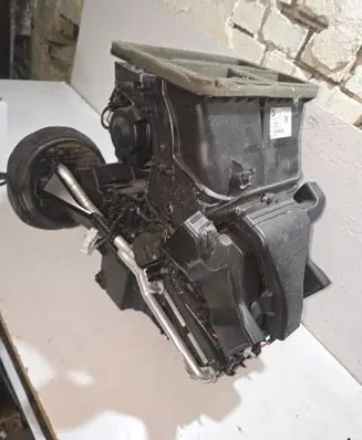 BMW X1 F48 F49 Interior heater climate box assembly 9383117